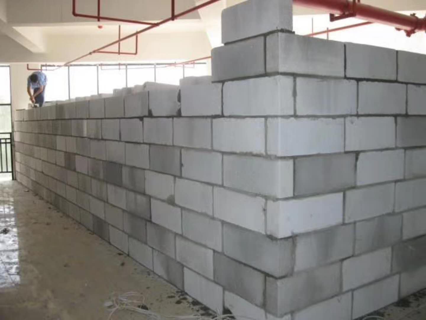 中原蒸压加气混凝土砌块承重墙静力和抗震性能的研究